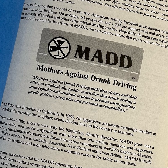 Two Vintage 1983 1990 MADD Cookbooks Treasured Recipes, Soups Stews Casseroles - Picture 3 of 9